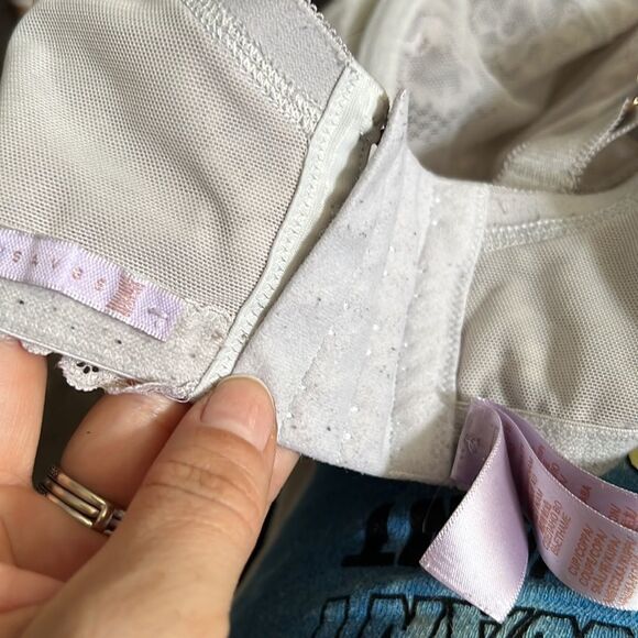 Savage X Fenty Floral Lace Unlined Bra  plus size bra Sz-42DD - Picture 11 of 11